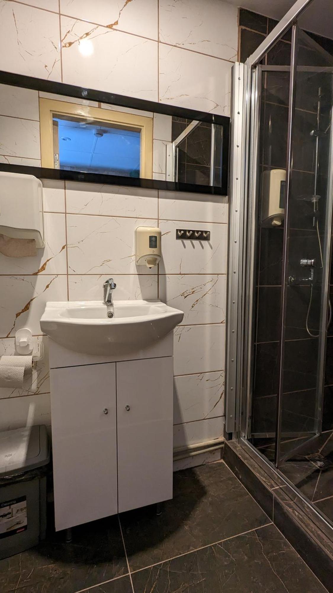 Viesu Maja "Osmany" Hotel Dvarci Ngoại thất bức ảnh